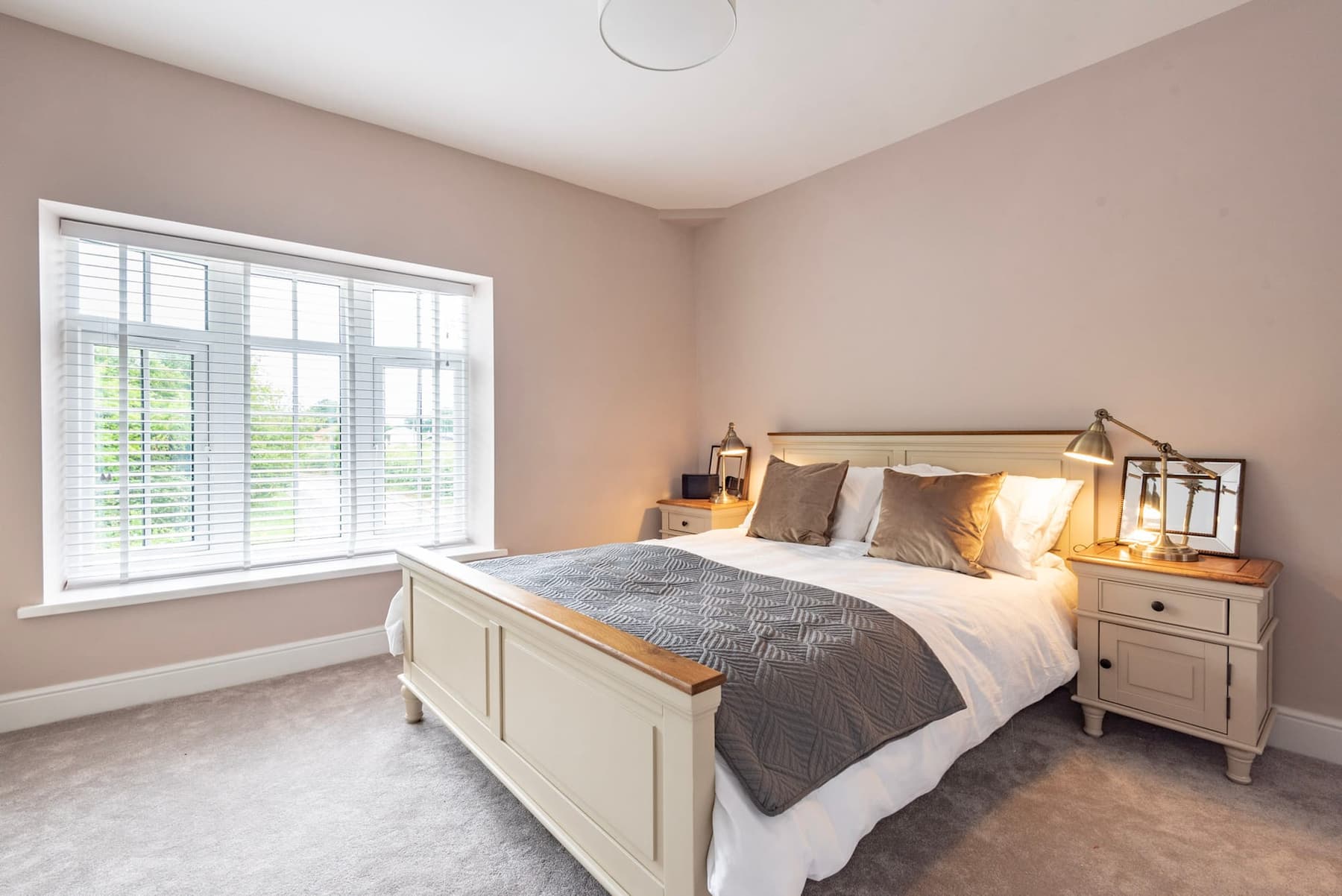 The Burnham Overy Staithe Room at South Creek Retreat