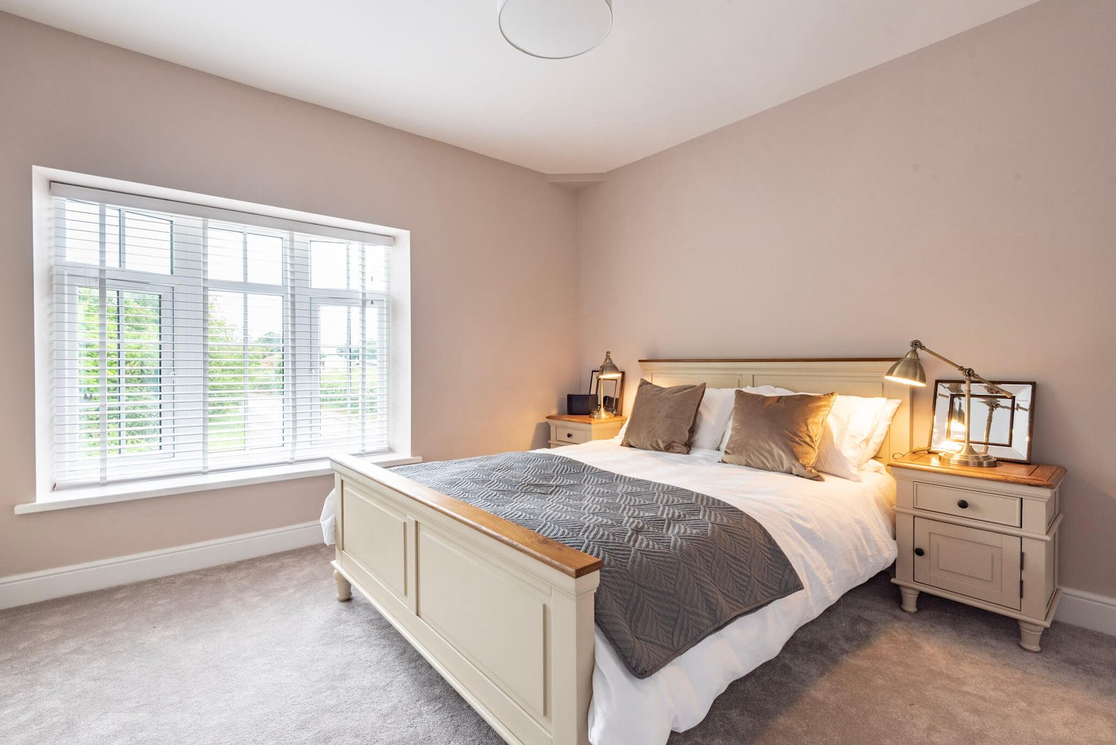 The Burnham Overy Staithe Room at South Creek Retreat